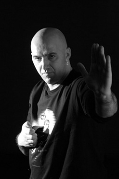 Photo by Mike Walter © 2004